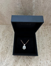 Load image into Gallery viewer, Keshi Pearl Diamond Necklace