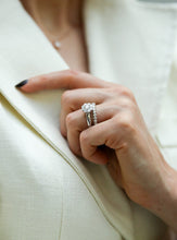 Load image into Gallery viewer, ROSIE flower ring