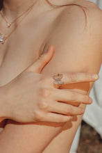 Load image into Gallery viewer, Valkiers Papillon ring