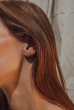 Load image into Gallery viewer, Salvador Wave Earring