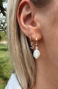 Single Keshi Pearl Gold Earring