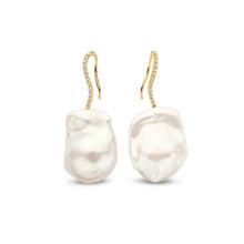 Load image into Gallery viewer, Baroque Pearl Wave Earrings