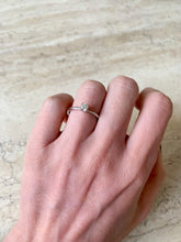 Load image into Gallery viewer, Alicia Solitaire ring